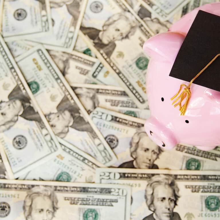 How To Pay For College Without Taking Out A Loan 
